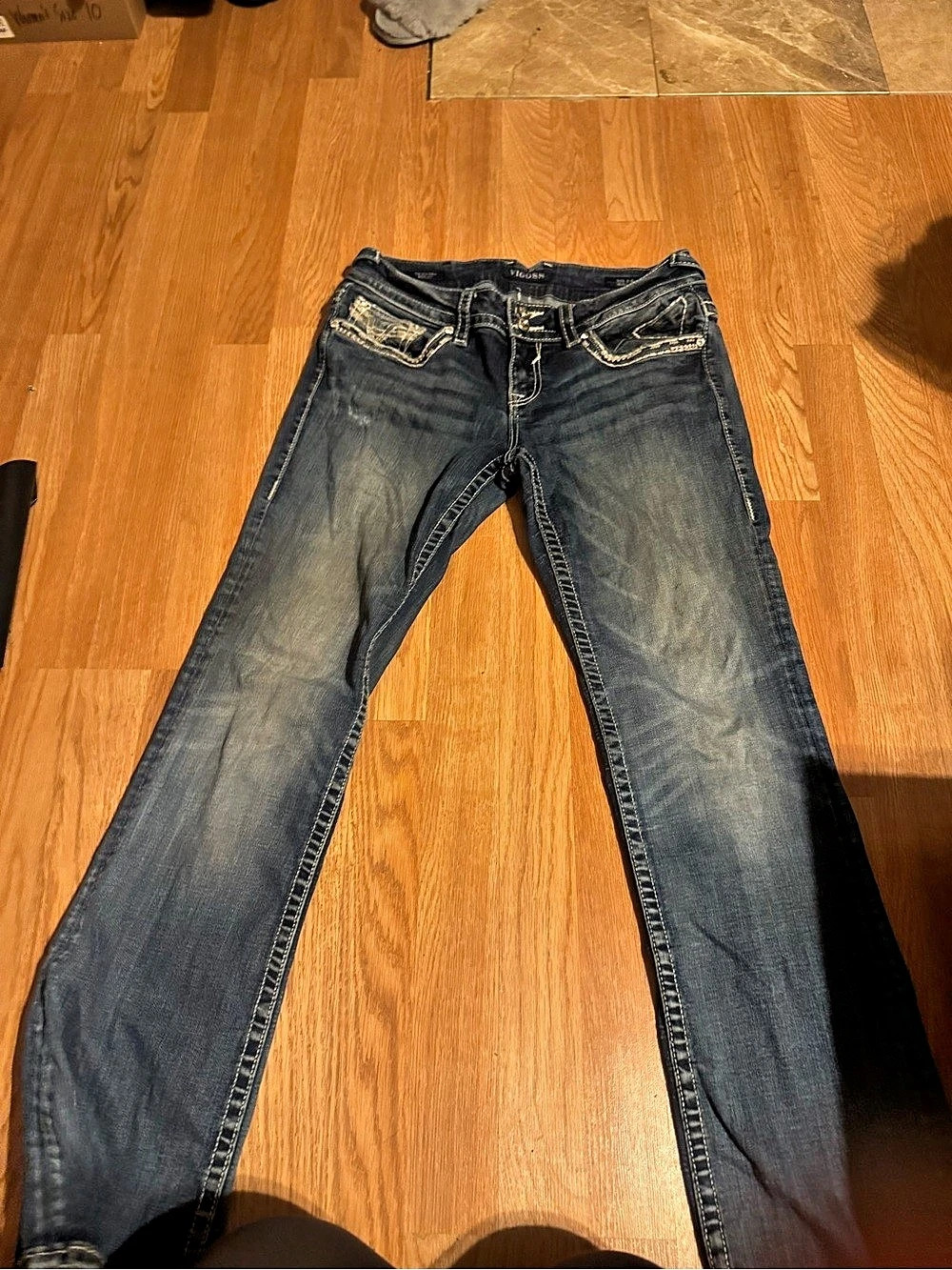 VIGOSS The Chelsea Boot Cut Jeans in Blue Size 9/10 long 33 inseam